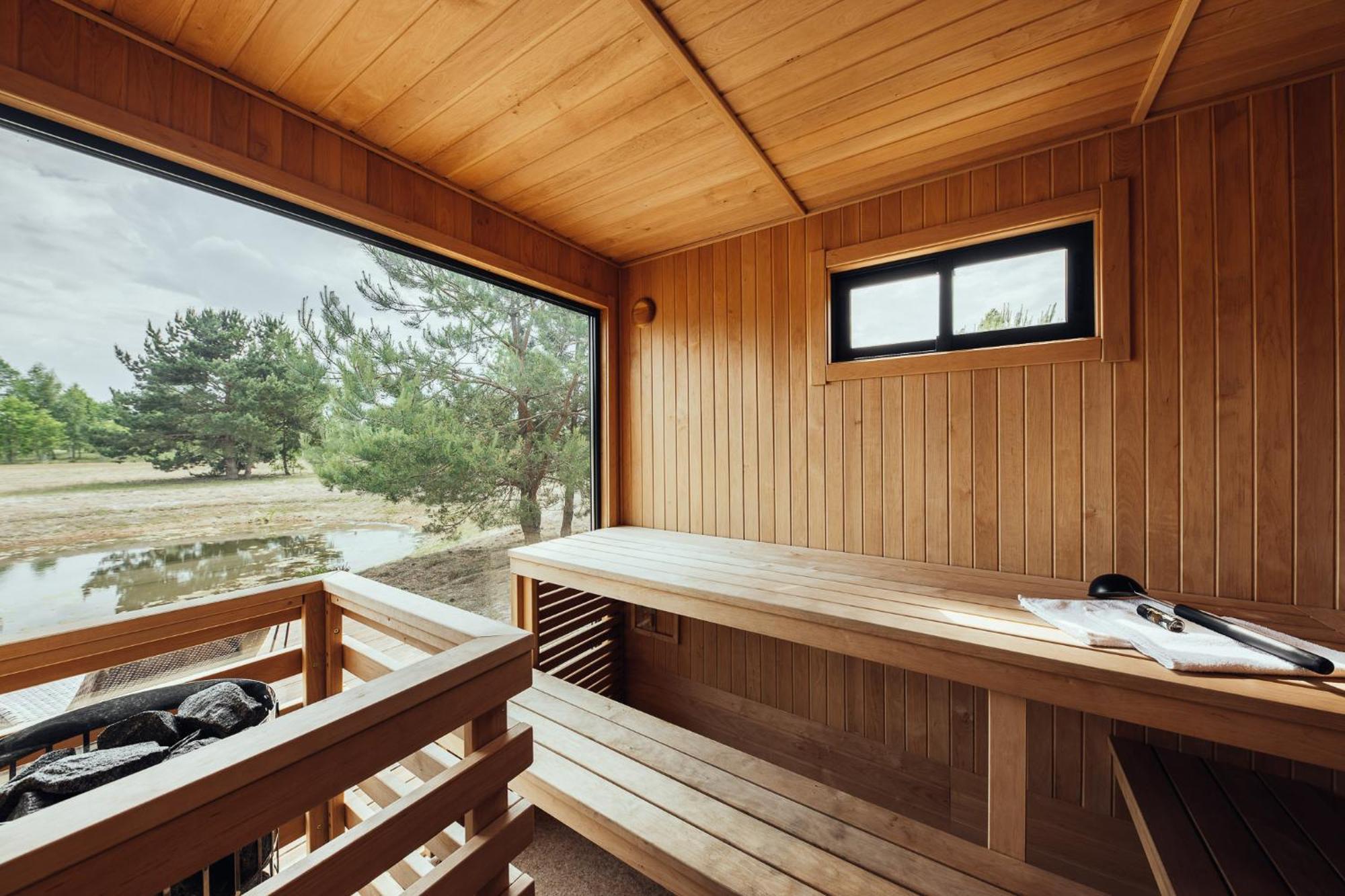 Atputas Komplekss Pazust Priedes - Sunset House Bernati Exterior photo
